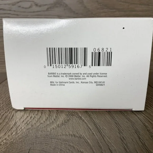 Hallmark Keepsake 2000 Christmas Celebration Barbie Ornament Special Edition - Picture 6 of 6